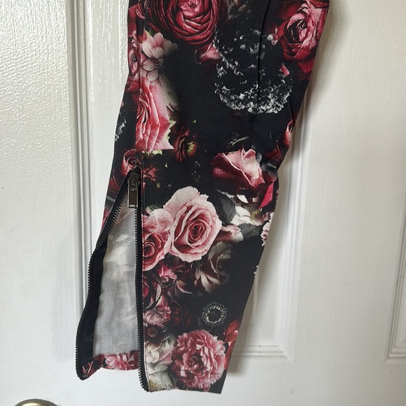 Zara pants - Picture 2 of 4